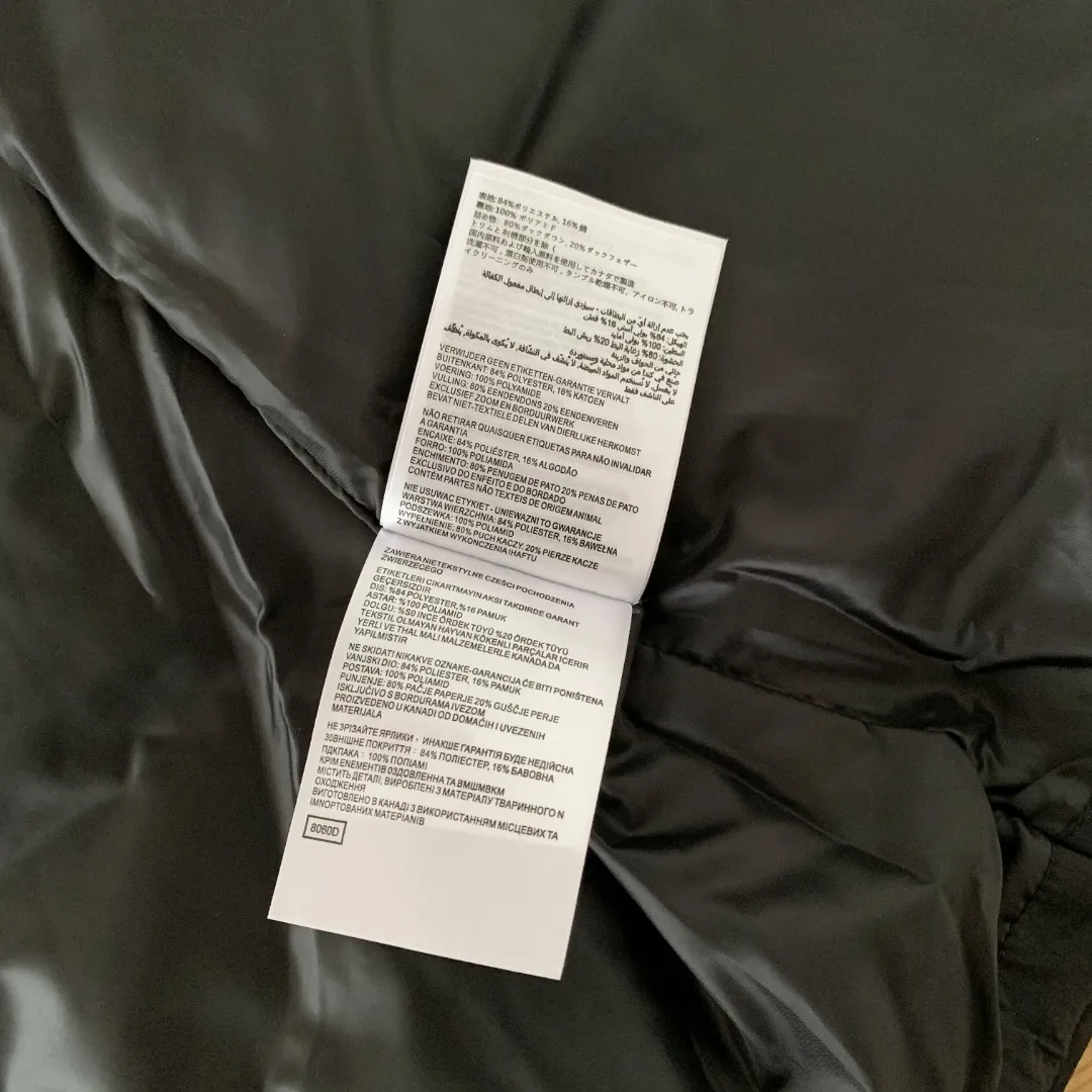 Style number: Y 175 CANADA GOOSE Lawrence Men's Brown Black Label Down Vest Down Jacket 2804MB Color: Khaki Navy Blue Black Black Label Black Red Label Size: XS-XXL